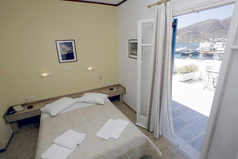 Poseidon Hotel إيوس خورا المظهر الخارجي الصورة