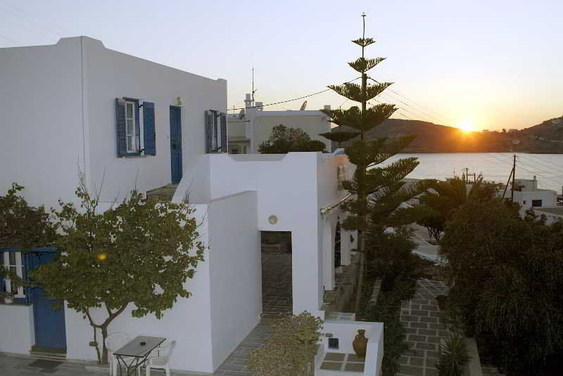 Poseidon Hotel إيوس خورا المظهر الخارجي الصورة