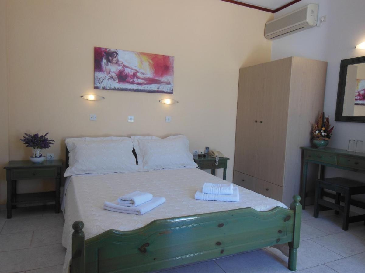 Poseidon Hotel إيوس خورا الغرفة الصورة